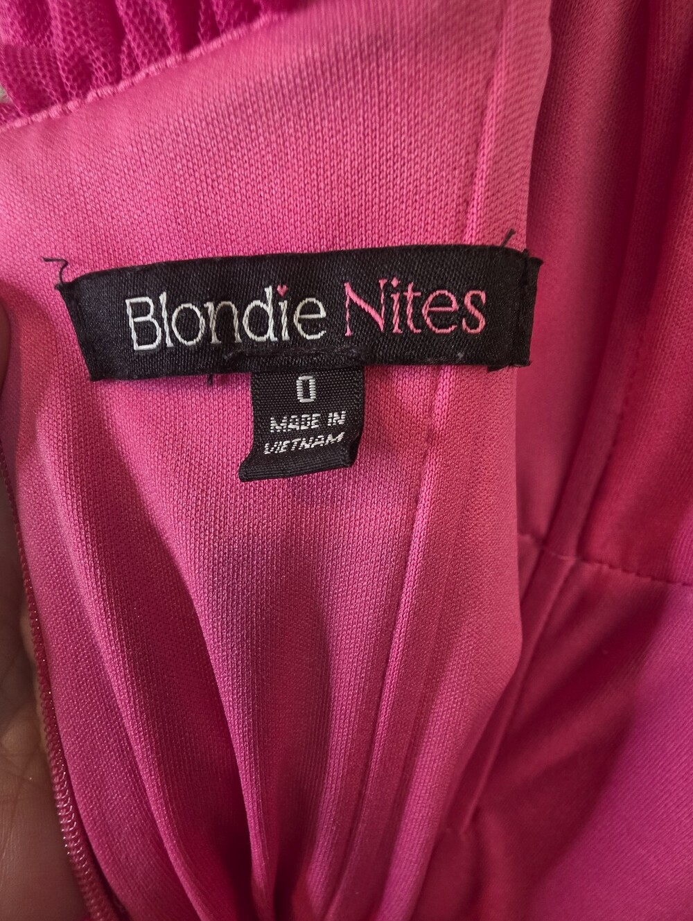 Blondie Nites Hot Pink Ruched Prom Gown Size 0 - Picture 4 of 4